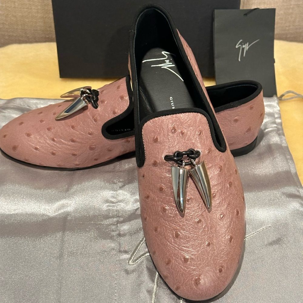 Giuseppe Zanotti Women’s Ostrich Textured Leather Slip On Stylish Loafer Sz 36